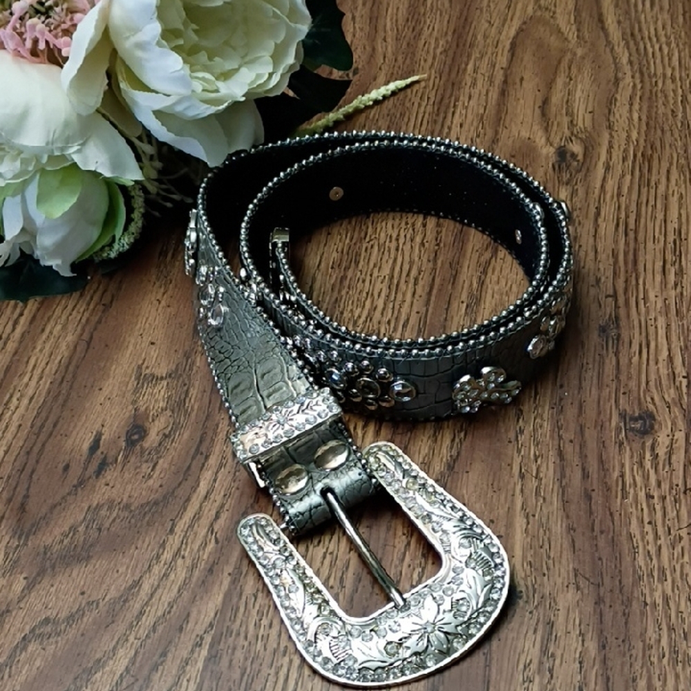 ✝️ Cross Rhinestone Bling Cowgirl Belt Size Large